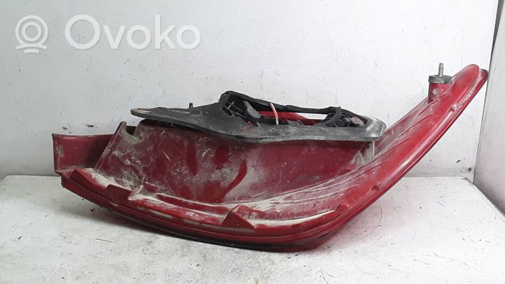 Peugeot 307 Galinis žibintas kėbule 2570