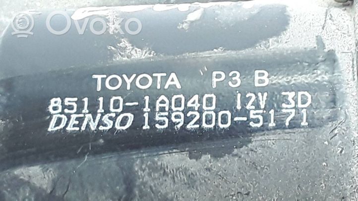 Toyota Corolla E120 E130 Mechanizm i silniczek wycieraczek szyby przedniej / czołowej 851101A040