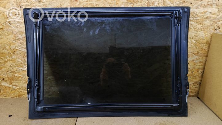 Mercedes-Benz C W203 Sunroof glass A2037800121