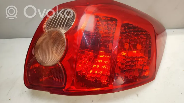 Toyota Auris 150 Lampa tylna 02114