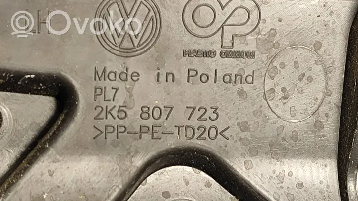 Volkswagen Caddy Priekšpusē bampera turētājs 2K5807723