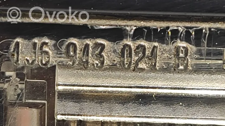 Volkswagen PASSAT CC Lampa oświetlenia tylnej tablicy rejestracyjnej 1J6943021B