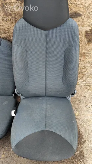 Toyota Aygo AB10 Sitze komplett 