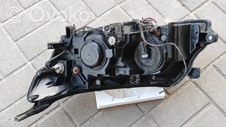 Subaru Forester SH Lampa przednia E4123780100