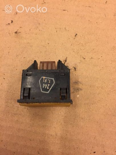 Volkswagen Golf I Sensor 113919232