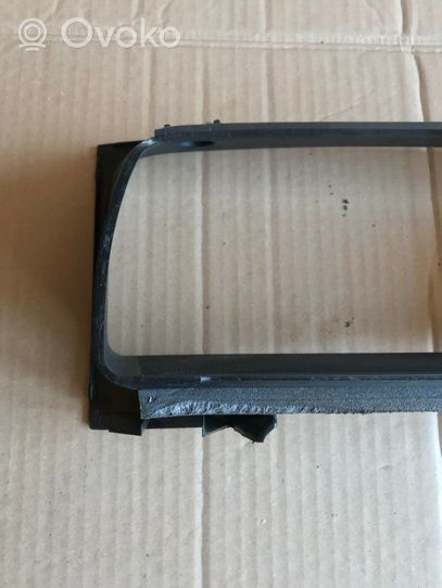 Volkswagen PASSAT B3 Dashboard trim 357857059B