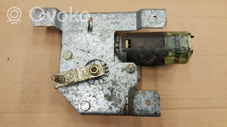 Volkswagen Golf II Rear window wiper motor 191955717