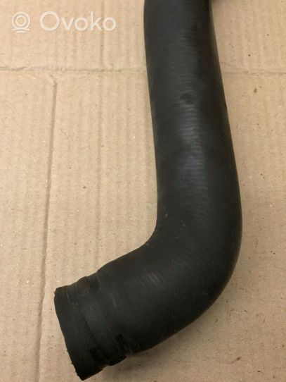 Volkswagen Jetta II Engine coolant pipe/hose 191121101S