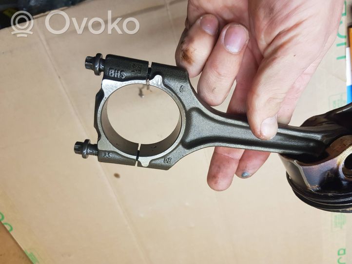Audi A3 S3 8V Piston with connecting rod 