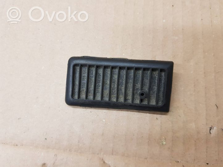 Volkswagen Golf VII Panelės stalčiuko/lentinėlės paklotėlis 5G0863135C