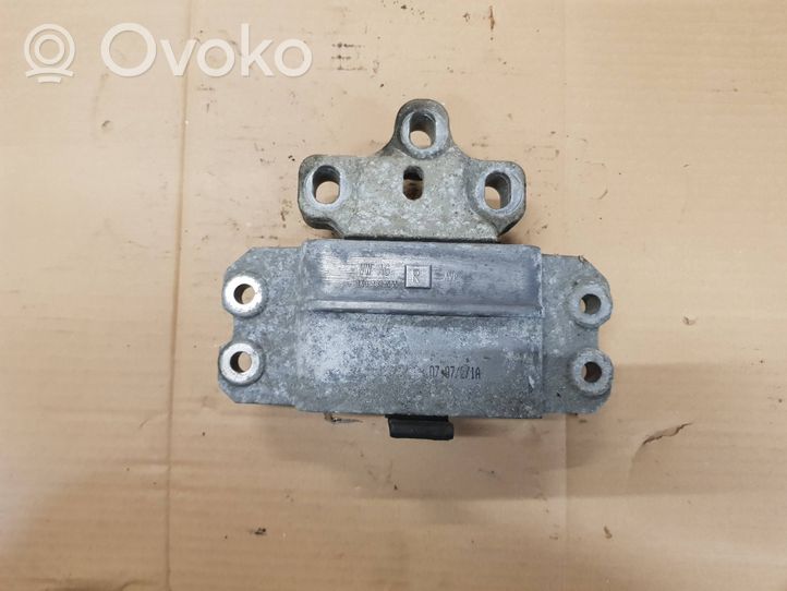 Audi A3 S3 A3 Sportback 8P Supporto della scatola del cambio 1K0199555R