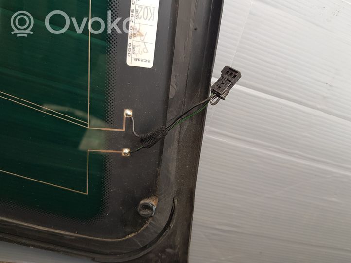 Volkswagen PASSAT B8 Rear side window/glass 3G9845298