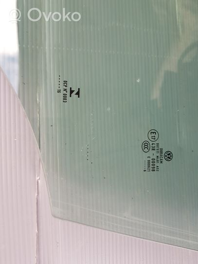 Volkswagen PASSAT B8 Front door window glass four-door 