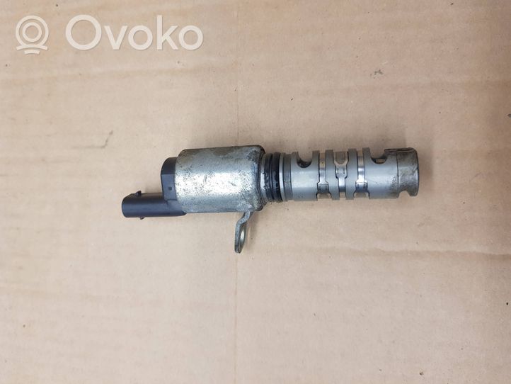 Volkswagen Golf VII Camshaft vanos timing valve 04E906455D