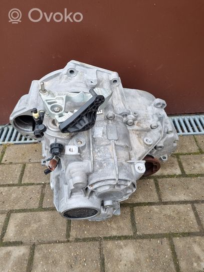 Volkswagen PASSAT B8 Manual 6 speed gearbox RGY