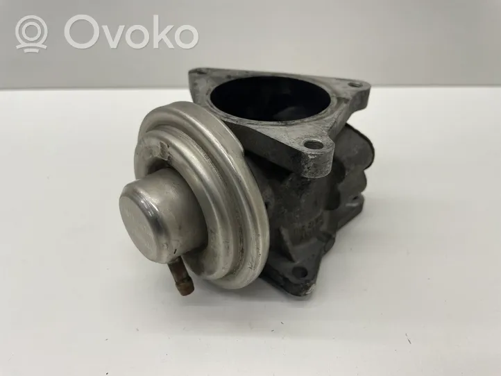 Volkswagen Jetta V EGR valve 038131501AN