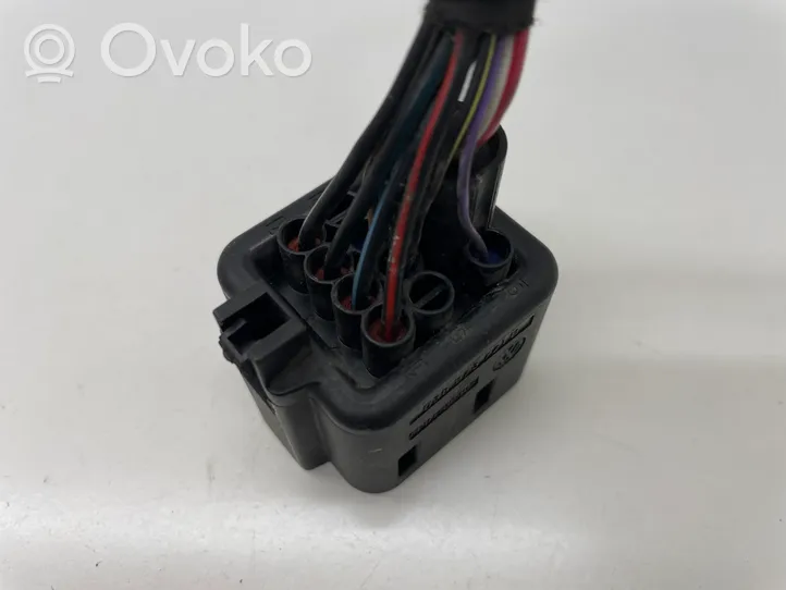 Volkswagen Jetta V Glow plug wires 038973721B