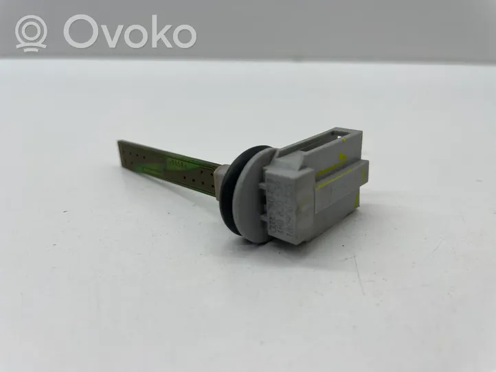 Volkswagen Jetta V Interior temperature sensor 4B0820539