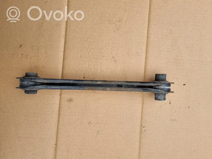 Volkswagen PASSAT B8 Rear upper control arm/wishbone 5Q0501529C