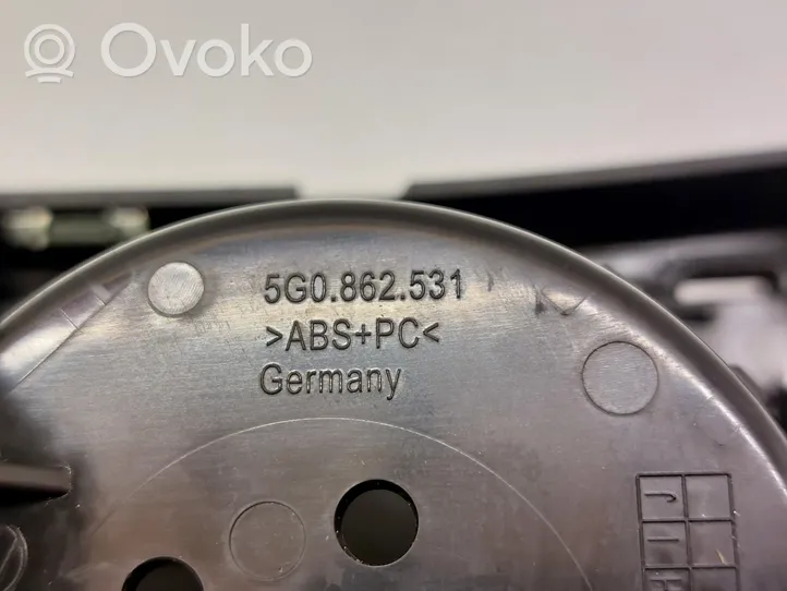 Volkswagen Golf VII Podłokietnik tunelu środkowego 5G1863245F