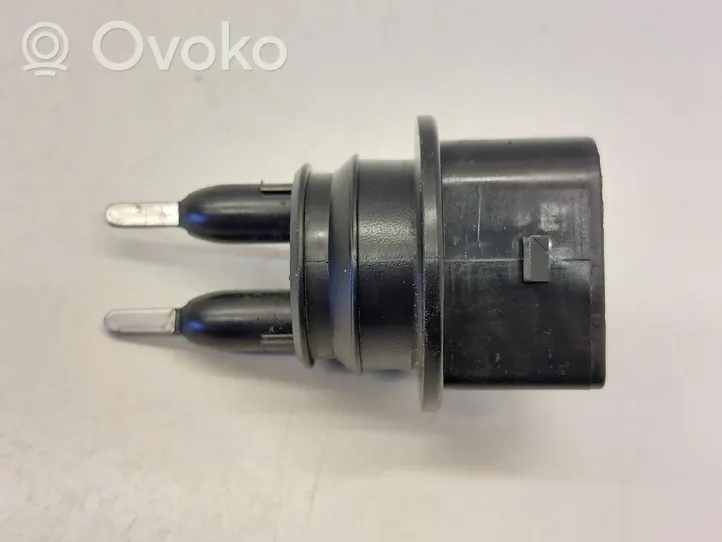 Audi A4 S4 B8 8K Sensore di livello liquido lavavetri parabrezza 7M0919376