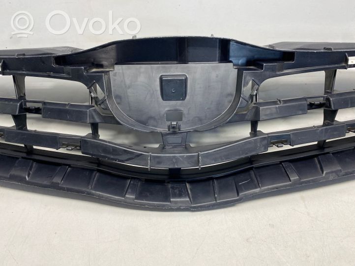 Toyota Auris 150 Etupuskurin ylempi jäähdytinsäleikkö 5311402170