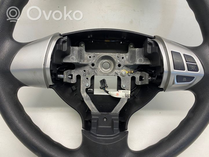 Mitsubishi Outlander Steering wheel 