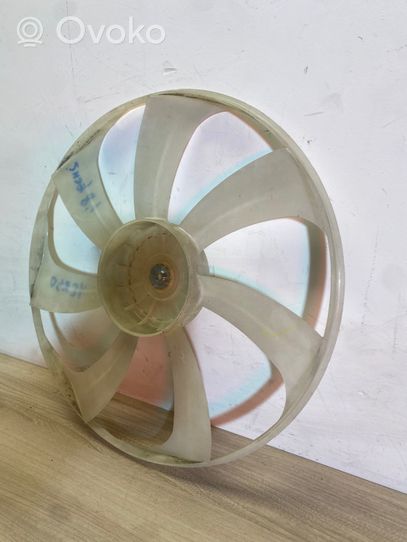 Toyota Corolla Verso AR10 Hélice moteur ventilateur 