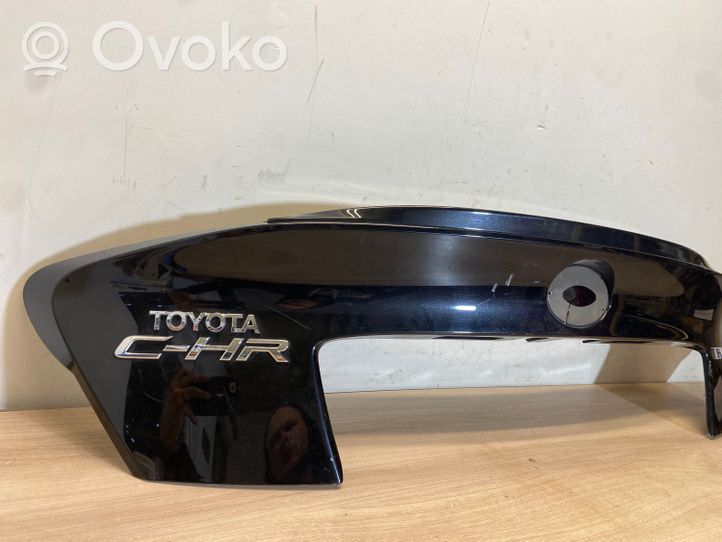 Toyota C-HR Rivestimento portellone 76811f4010