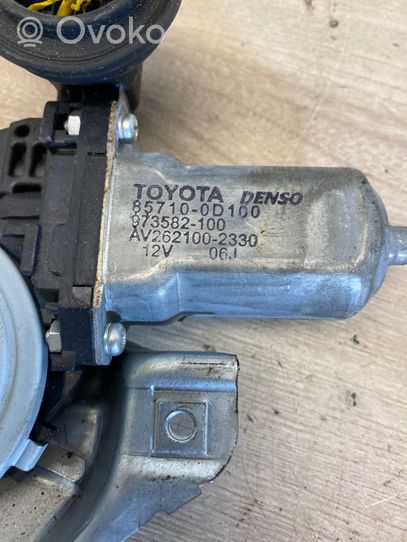 Toyota Auris E180 Silniczek podnośnika szyby drzwi przednich 857100d100