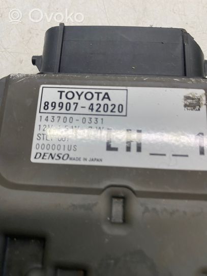 Toyota RAV 4 (XA50) Module de contrôle de ballast LED 8990742020