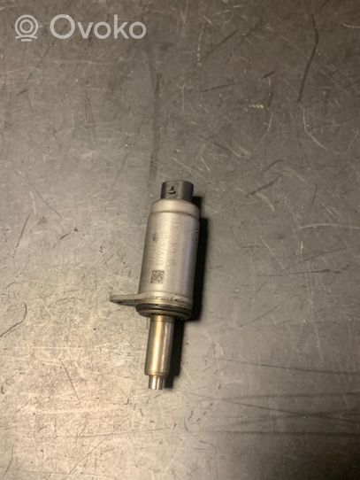 Audi RS6 Camshaft vanos timing valve 06E103697H