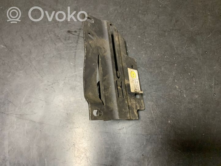 Audi A4 S4 B9 Zamek pokrywy przedniej / maski silnika 8w0825186A