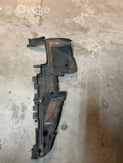 Audi A5 8T 8F Panel mocowania chłodnicy 8T0121283R