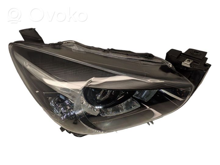 Mazda 2 Lampa przednia D09K51030