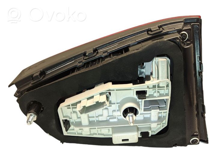 Volkswagen Jetta VI Rear/tail lights 5C6945094H