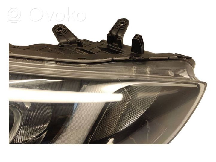 Hyundai i30 Lampa przednia 92102A6060