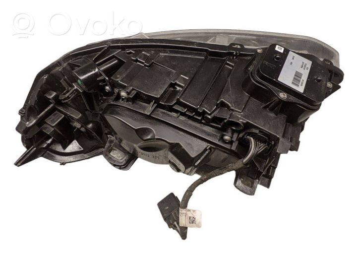 Volvo XC60 Lampa przednia 31395897