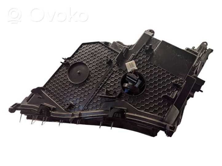 Lexus RX 330 - 350 - 400H Lampa przednia 811500E290