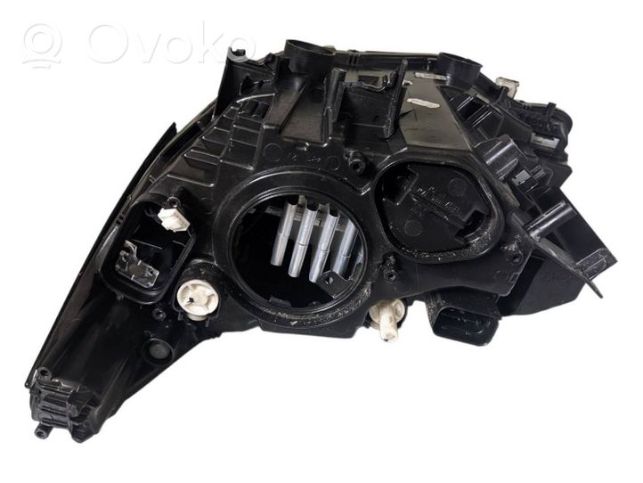 BMW i3 Lampa przednia 7472186