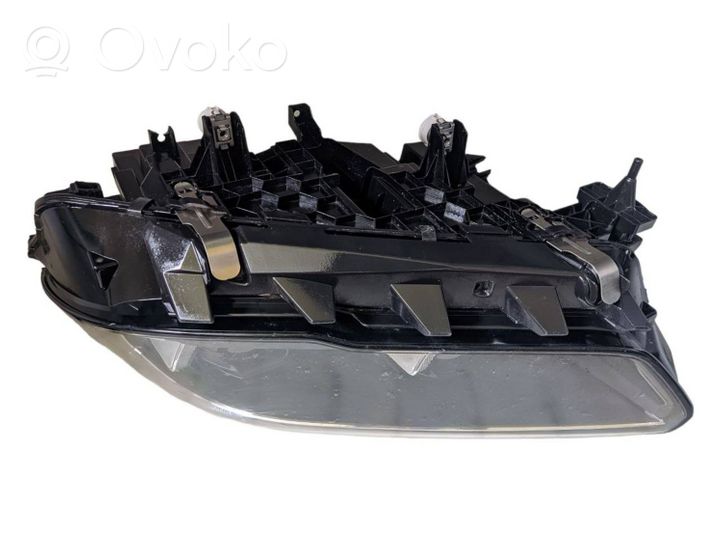 BMW X5 G05 Lampa przednia 9481779