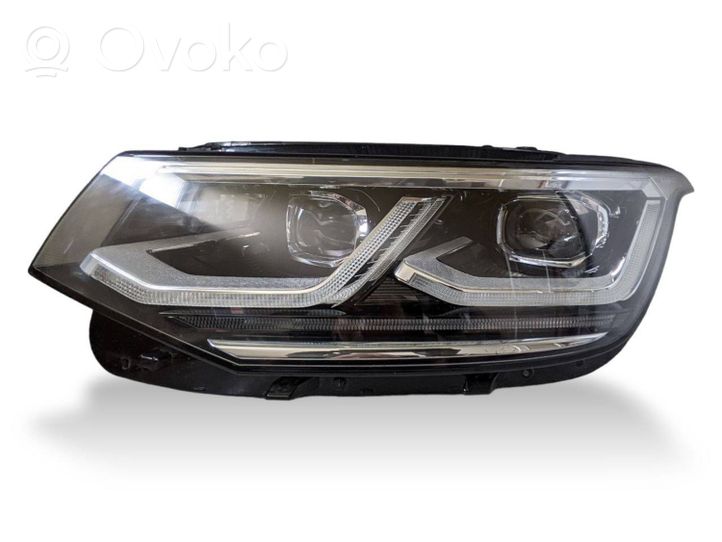 Volkswagen Tiguan Lampa przednia 5NB941081C