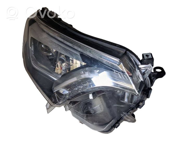 Toyota RAV 4 (XA40) Faro/fanale 8113042650