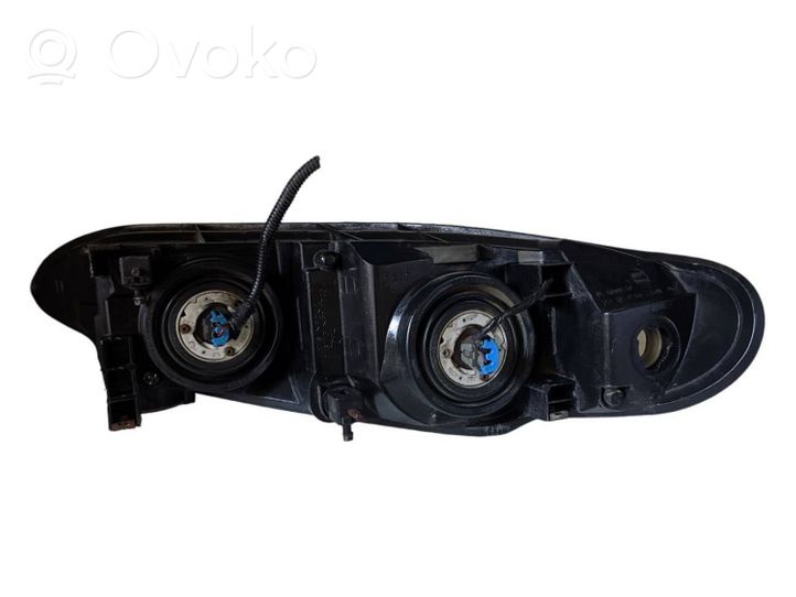 Dodge Intrepid Lampa przednia 4778257