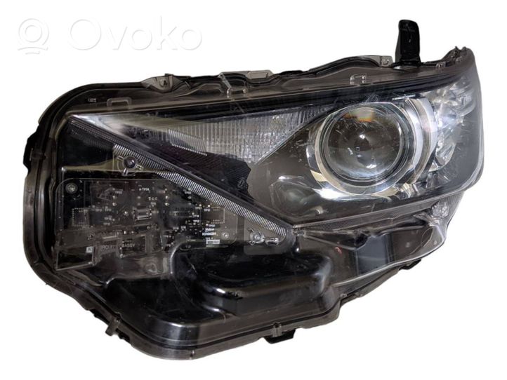 Toyota Auris E180 Phare frontale 8115002K30