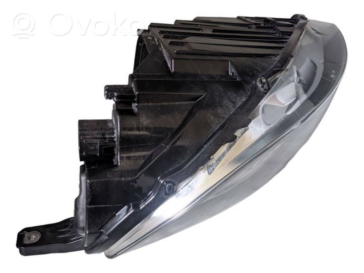 Volvo V40 Faro/fanale 31677018