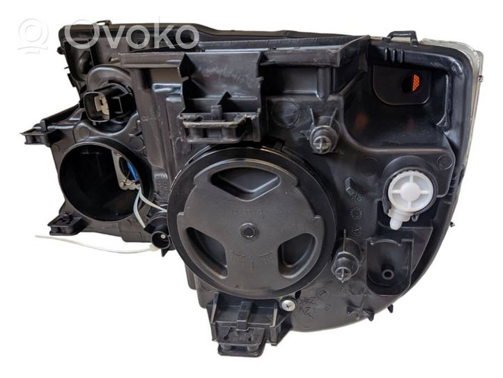 Volvo XC90 Lampa przednia 30764399