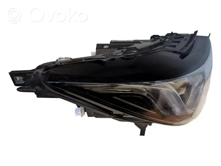 BMW i3 Lampa przednia 7467750