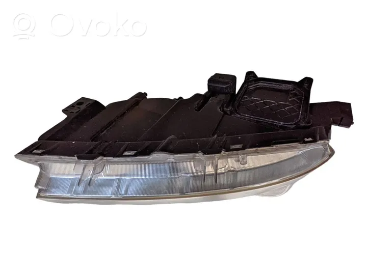 Toyota RAV 4 (XA30) Lampa przednia 8113042430