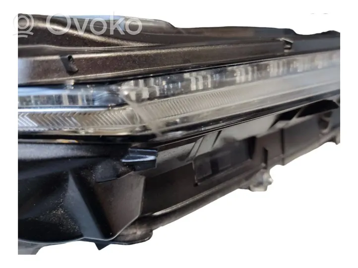 Lexus NX Phare de jour LED 8162078040